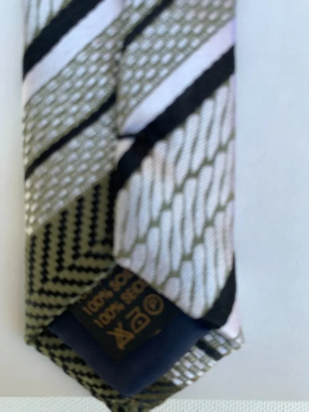 VITO RUFOLO 100% Silk Tie for Men Made in Italy 57